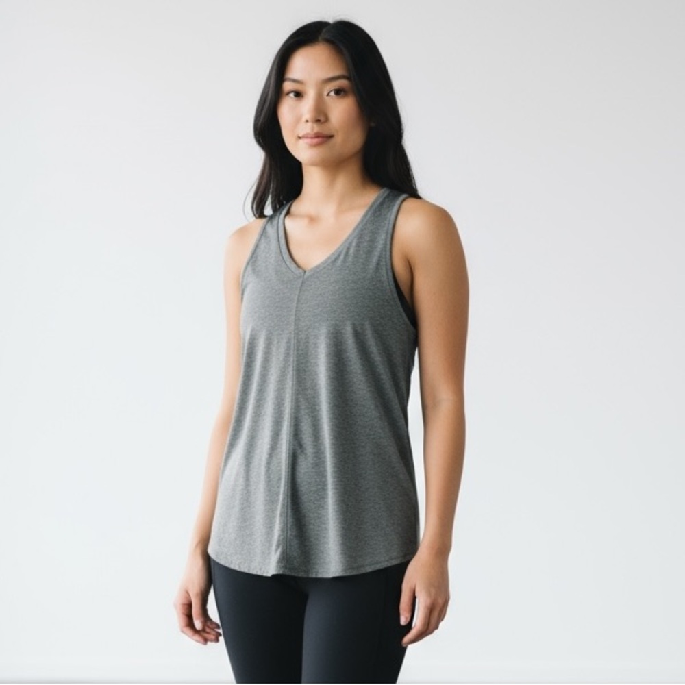 DANSKIN | Gray Athletic Workout Tank Top Size Medium